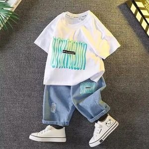 Roupas Conjunto de meninos Conjunto de meninos 2024 Summer coreano edição infantil algodão infantil shorts de camiseta curta 2 peças roupas infantis