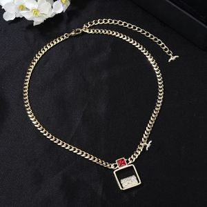 Luxury C Necklaces Classic Pendant Designer Jewelry letter C Pearl gold Cclies Chokers Necklace Party high Quality Accessories 7867