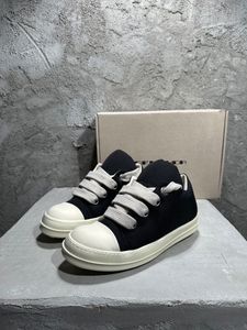 New arrival luxury womens and mens beautiful designer Sneakers - top quality womens and Mens EU SIZE 35-46 Shoes Sneakers