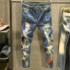 Jeans för män lappar manliga cowboybyxor med fickor byxor stjärna avsmalnande lös retro sommar 90 -tals streetwear mode casual 240419