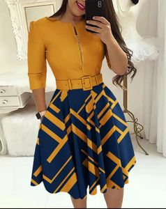 Plus Size Geo Print Splicing Dress Casual Zipper with Belt Crew Neck Mini Dres Clothing Curve Office Lady Patchwork 240422