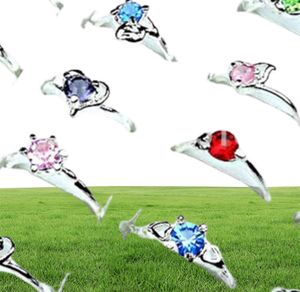 Novo chegada 100pcs lotes de jóias inteiras misturam colorido shinestones tcheco mulheres anéis de prata A12047920523301736