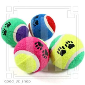 Nowy projektant Pet Toy Ball Dog Zabawne piłki tenisowe RUN ROT ZATRZYMAJ ZABAWKA KOT CAT PET Pies Dostawy hurtowe dla psów Średnica 6,5 ​​cm 554