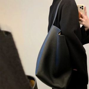 2024 Yeni Tasarımcı Çanta Moda Tote Çanta Çanak Çantası Cüzdan Deri Deri Crossbody Omuz Kova Çantası Kadınlar Çanta Büyük Kapasite Kompozit Alışveriş Çantası Mektup Baskı