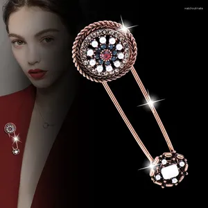 Brosches Leeker Delicate Hollow Flowers Paper Clip Grade Zircon Pin For Women Vintage Luxury Pins Accessories 165 LK2