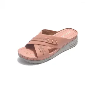 Slippers Hollow Ete Women's Sandals Without Heels Room Shoes Woman Flip Flops Sneakers Sports Out Basket Due To Shose