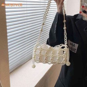 Kvällspåsar Kvinnor Pearl Handbag Luxury Designer Beaded Chain Mini Purses For Ladies Party Utsökt liten axel underarmsäck