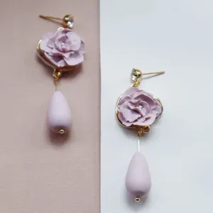 Dangle Earrings Fanshion Polymer Clay Beads女性トレンディペンダントパープルフラワーズドロップイヤリングジュエリーアクセサリー