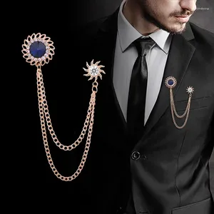 Broches moda estilo da corte masculina Holdound Whirlwind Broche Broche Woman Tassels Chain Corsage Suit Pins Wholesale