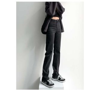 2024 designer jeans femminile estate sottile colore chiaro gamba dritta jeans da donna sciolte e drappeggianti jeans viola corti pavimento gamba larga pantaloni nkkm