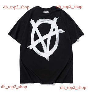 Streetwear Hip Hop Vetements Oversize Vetements Camiseta de manga curta Big Tag Patch VTM Tshirts Bordado preto Branco Vetements Red Camiseta 220521 7260 5507