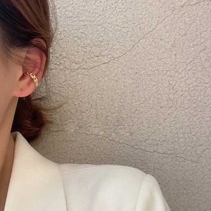 Charm New Fashion Geometric Chain Twisted Tassel Chain Asymmetric Ear Clips Earrings for Women Fake Piercing Jewelry Gifts