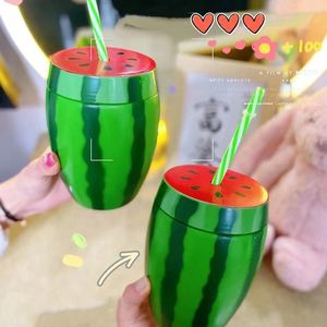 Vattenflaskor härlig tecknad fruktmat mat klass plastiska dricker sommar halm kopp flaska jordgubbe ananas vattenmelon