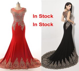 2019 Vestidos de festas de baile de formação de baile de luxo de luxo vermelho preto preto pescoço de cristal com celebridade vestidos de mãe imagem real arabic2321357