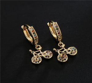 Lustre de lustre de design exclusivo de cor de cor de bicicleta dourada de cor de bico de cor de zircão cúbico femme bijoux3940386
