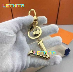 Keychains colhedas 2024 Fashion Custom Chain Chain Chave de alta qualidade Buckle Gold Belt Box Bolsa Bolsa de poeira Motion 60Ess