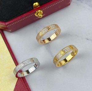 Anel de amor diamantes da marca de luxo reproduções oficiais de alta qualidade 18 K Anéis de casal de noivado dourado Design de marca de marca novo Di7412079