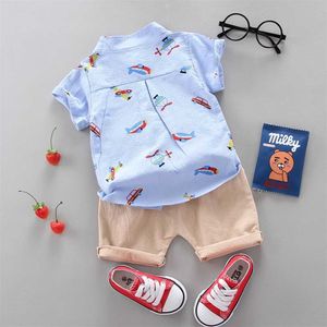 Clothing Sets 2PCS Infant and Toddler Summer Fashion Full Body Cartoon Aircraft Random Printing Shirt Shorts Set