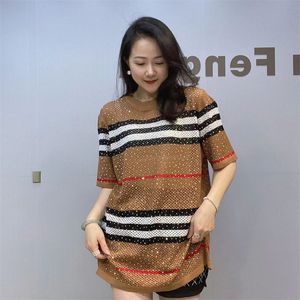 ファッションデザイナージャンパーTシャツセーター女性ニットセーター服ファッションプルオーバー女性ショートピントップベースセータークラブウェアブラウスフェム