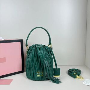 Lady Luxury Кожаная сумка ковша женская дизайнерская тотарная тотация классическая шнурки на плечо модные ковла