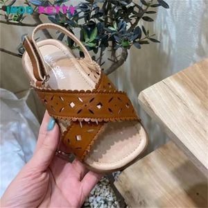 Модная и удобная корейская издание Girls Beach Sandals Summer Sandal