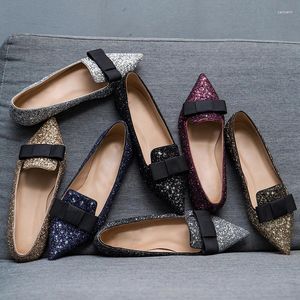 Casual skor glittergradient paljetter bowtie loafers pekade tå bling bling lägenheter kvinna låg ut bekvämt bröllop