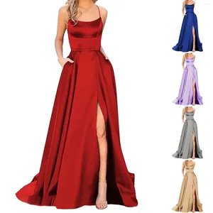 Casual klänningar kvinnor prom elegant rygglös lång satin spaghetti party kvinnor klänning smala midja bröllop gäst kostym robe