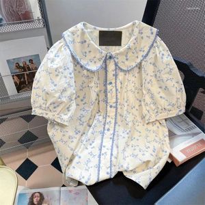 Kvinnors blusar Dayifun French Doll Neck -skjortor unik fragmenterad blomma full tryck design kvinnlig sommar söta toppar lösa blusa