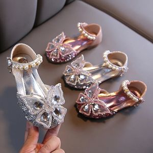 Girls Sequen Lace Bow Kids Scarpe carino perle Princess Dance Single Casual Shoe Childrens per feste 240423