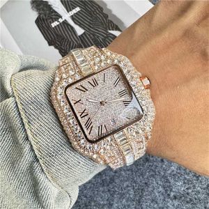 Titta på Watches AAA 2024 Full Diamond Mens High Quality Watch Three Pointer Multi Function Trendy and Fashionable Quartz Watch