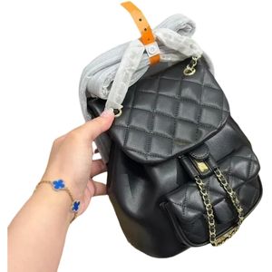 24SS Designer Women's Bags mini ryggsäckar duma ryggsäckar axelväskor korsar kropps pursar korthållare quiltade äkta läder mini handväskor w