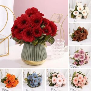 Decorative Flowers Realistic Artificial Chrysanthemum Bouquet Exquisite No Watering Fake Home Wedding Decoration