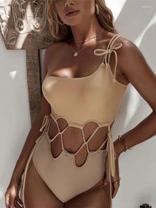 Frauen Badebekleidung 2024 Sexy Bikini Set One-Shoulder Beige Patchwork Hollow Out Tie-up Strandbekleidung Badeanzug Sommer Badeanzug