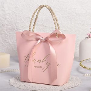 ギフトラップ20/30pcs結婚式の誕生日パーティーチョコレートキャンディーギフトパッケージバッグゲスト花嫁介添人ハンドバッグ