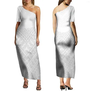 Sukienki imprezowe Niestandardowe sukienki z okazji Dnia Matki Polinezyjskie Plemię Designs One Rusheter for Dance Białe szczelinę z krótkim rękawem