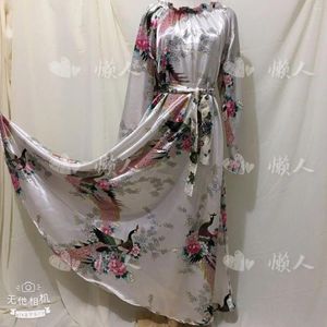 カジュアルドレス光沢のある花柄の女性サテン長袖ドレスゆるいマキシプラスサイズの睡眠ローブ
