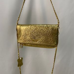 Klassische Mode Frauen Designer -Tasche Golden Falten Handtasche Geldbörse 2 Ketten Umhängetaschen Flügel Dekoration Langes Brieftaschen Crossbody -Taschen