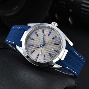 Titta på Watches AAA 2024 Mens High Quality Watch Three Pin Full Function Casual Fashion Style Quartz Watch