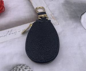 Designer Keychains Real Leather Men Women Car Key Chains Keyring Lovers Keychain Pendant Key Ring Accessories 025392170