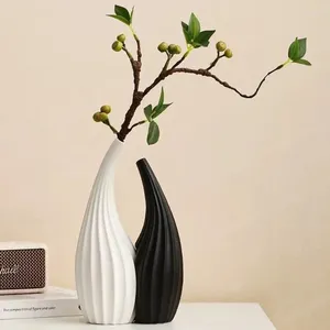Vasos Capiron 2pcs Casal abstrato vaso de cerâmica para pampas grama branca preta nórdica moderna arte comprimido de decoração de decoração de decoração
