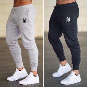 Springsummer Mens Lightweight High Gality Sports Sports Jogging Pants Breathable Fitness Elastic Casual 240417