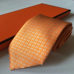 Med Box Men Slips Design Mens Ties Fashion Neck Tie Stripes Mönster Broderi Luxurys Designers Business Cravate Neckwear