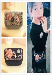 Najnowszy moda dziecięca torby Messenger Stylowa torba dla dziecińskiej łańcucha torebka Projektant dziecięcy Produkty Butterfly Produkty dla niemowląt Mini Bag Girl1033163