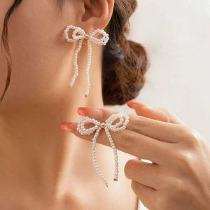 Dangle Chandelier 2024 New Light Luxury Bowknot Pearl Earrings Long Tassel Bow Drop Dangle Earrings For Women Fashion Elegant Wedding Jewelry Gift