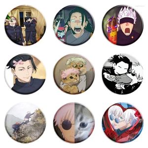 Brosches jujustu kaisen anime knapp pin roliga rosa bow gojo satoru choso geto kreativ brosch badge väska tillbehör fans samlar gåvor