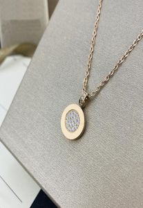 Роскошное ожерелье Серебряное теннисное цепное ожерелья Дизайнеры целые винтажные украшения золотое ожерелье женская персонализирование нержавеющей стали7862800