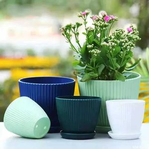 Planters Pots Plastic Flower Pot Succulent Potted Round Plants Pot Vertical Striped Planters with Tray Indoor Home Office Desktop Decoration