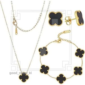 4 Four Leaf Clover Luxury Designer Fashion Necklace Jewelry S Pendant Bracel Stud Earring Women Christmvalentine's Day Birthday Gifts No Box Three-Piece 936