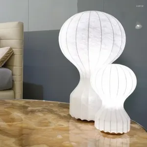 Luminárias de chão gatto lumbo de mesa designer nórdico seda para sala de estar em casa de cabeceira de cabeceira