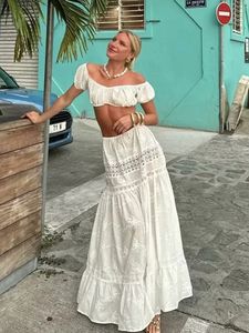 Set di gonne in pizzo abito estate da donna in spiaggia vacanza sexy cotone set di abiti primaverili bianchi da 2 pezzi set femminile 2024 240423